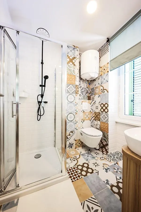 1914 Studio Apartments 扎达尔