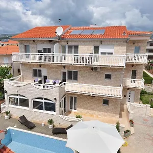 House Jerko Appartement Kaštela